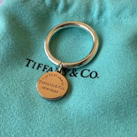 Tiffany & Co. Rubedo circle tag Ring - Picture 2 of 4